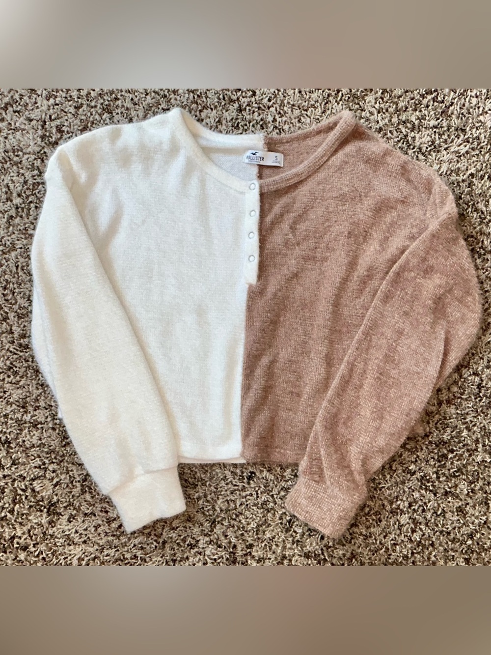Hollister Two-Tone Cream & Taupe Button-Front Sweater - Cropped - Small